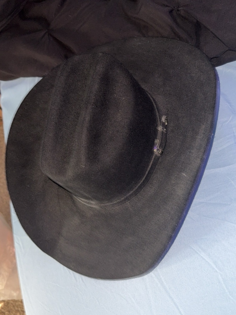 Black Cody James cowboy hat